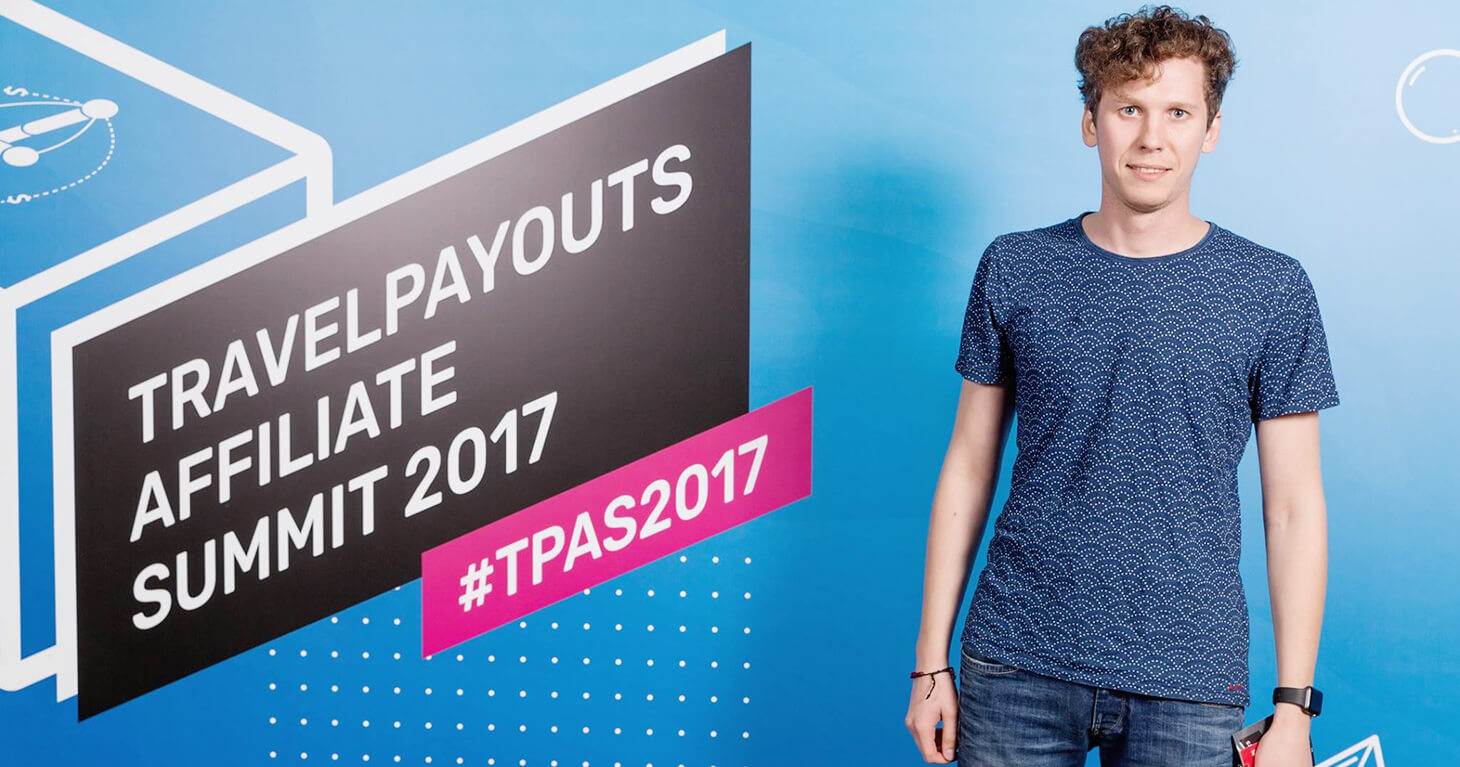 Перейдём на ты: Андрей Сафронов, SMM специалист